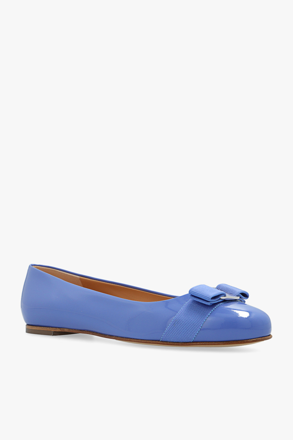 Ferragamo store emy flats